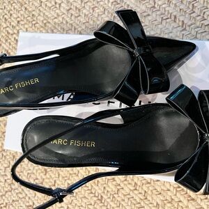 Marc Fisher Black Heeled Shoes Elegant Design